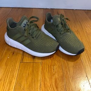 Unisex Adidas olive sneakers